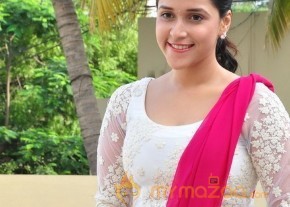 Mannara Chopra Photos photo 24