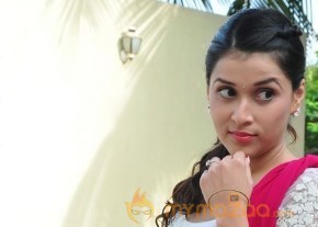 Mannara Chopra Photos photo 28