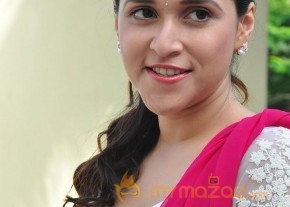 Mannara Chopra Photos photo 3