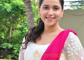 Mannara Chopra Photos photo 6
