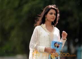 Marina Abraham photo 2