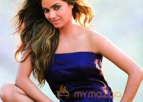  Meera Chopra  photo 6