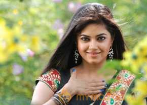  Meera Chopra  photo 10