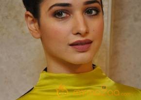 Milky Beauty Tamannah Latest Photos