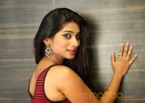 Mithuna Waliya Langa Voni Pics photo 5