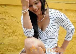 Mitraw Photoshoot At Aame Evaru Launch photo 2