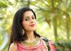 Mohitha Lehenga Choli Dress Pics photo 10