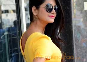 Monika Singh Photoshoot photo 9
