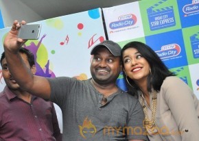 Mumaith Khan In Radio City Stills photo 25