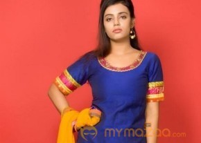 Namrata hot Pics photo 17