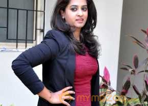 Nandita Beautiful In Black Dress 