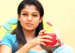 Hot and Cute Nayanthara Photo Gallery photo 2