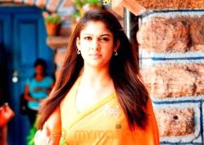 Hot and Cute Nayanthara Photo Gallery photo 10