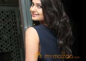 Neha Deshpande Photoshoot At Ikat Pochampally photo 11