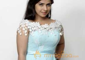 Neha Pawar Portfolio Pics photo 3