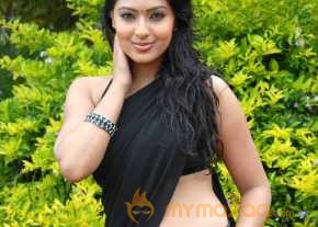  Nikesha Patel  photo 15