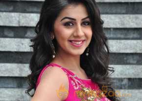 Nikki Galrani Latest Stills photo 26