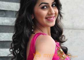 Nikki Galrani Latest Stills photo 3
