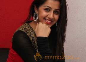  Nikki Galrani  photo 17