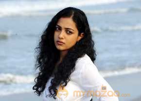 Nitya Menon New Pics photo 3