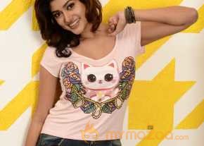 Oviya Helen Sizzling Stills photo 4