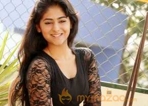Pallak Lalwani New Photoshoot photo 2