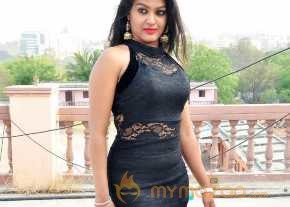  Pentali Sen Photoshoot 