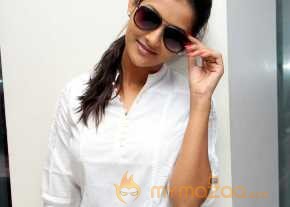 Pooja Jhaveri photo 4