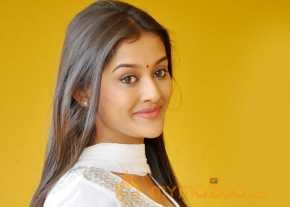  Pooja Jhaveri Photoshoot On White Punjabi Dress  photo 4