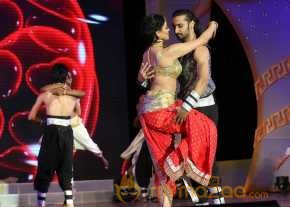 Pooja Kumar Dance Performance At Uttama Villain Audio Launch photo 8