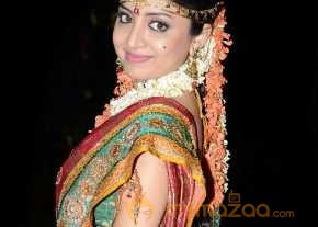 Poonam Kaur photo 21