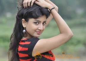  Poonam Kaur 