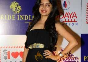Poonam Kaur photo 34