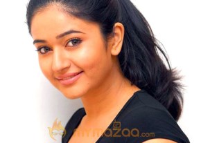 Poonam Bajwa Stills photo 10