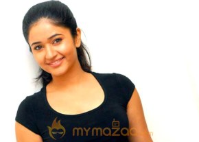 Poonam Bajwa Stills photo 2
