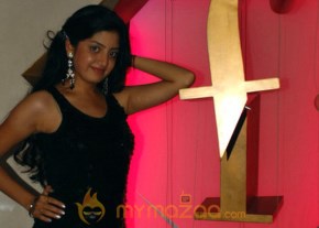 Poonam Kaur Stills photo 3