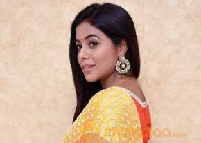Poorna Latest Stills photo 7