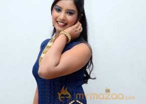 Poorni Glamorous Photos photo 7