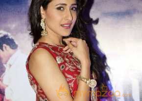 Pragya Jaiswal Latest Pics photo 8