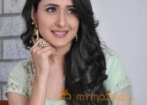 Pragya Jaiswal Stills photo 6