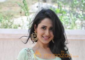Pragya Jaiswal Stills photo 7