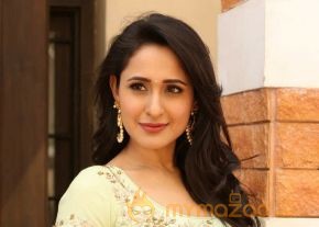 Pragya Jaiswal Stills photo 8