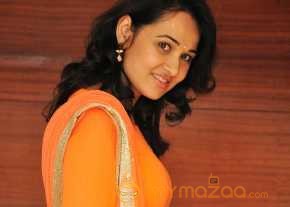  Priyanka Kothari Photoshoot Bullet Rani Movie Press Meet 