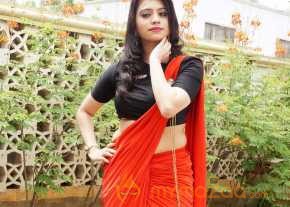 Priyanka Ramana Red Saree Pics photo 3