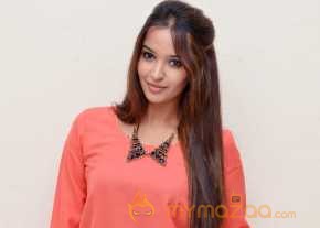  Pujitha Ponnada 