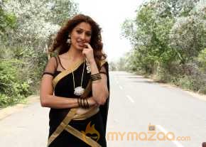 Raai Lakshmi Stills From Begumpet Movie photo 4