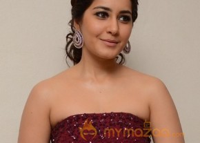 Raashi Khanna Hot Maroon Dress Glam Pics photo 17