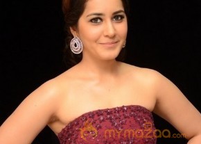 Raashi Khanna Hot Maroon Dress Glam Pics photo 3