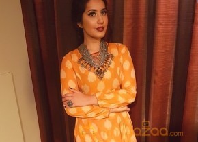 Raashi Khanna New Stills photo 8