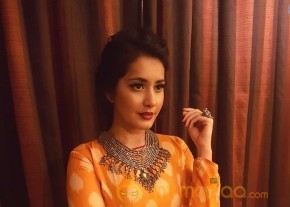 Raashi Khanna New Stills photo 2